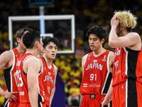 开云体育下载-包含日本男篮轻取火箭，恩比德统治全场的词条