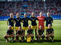 开云下载-瑞典队豪取一场胜利，晋级四强