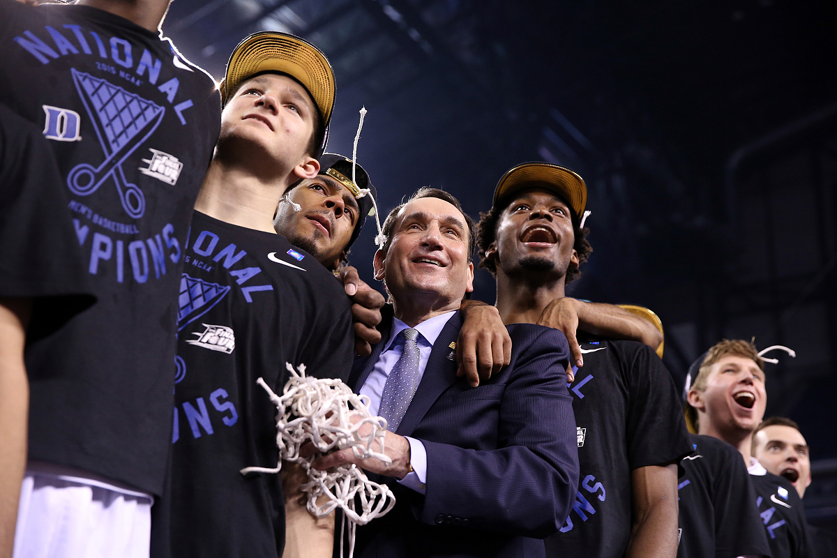 球队士气高昂,迎战对手展现出色队员默契的简单介绍 球队士气高昂,迎战对手展现出色队员默契的简单介绍