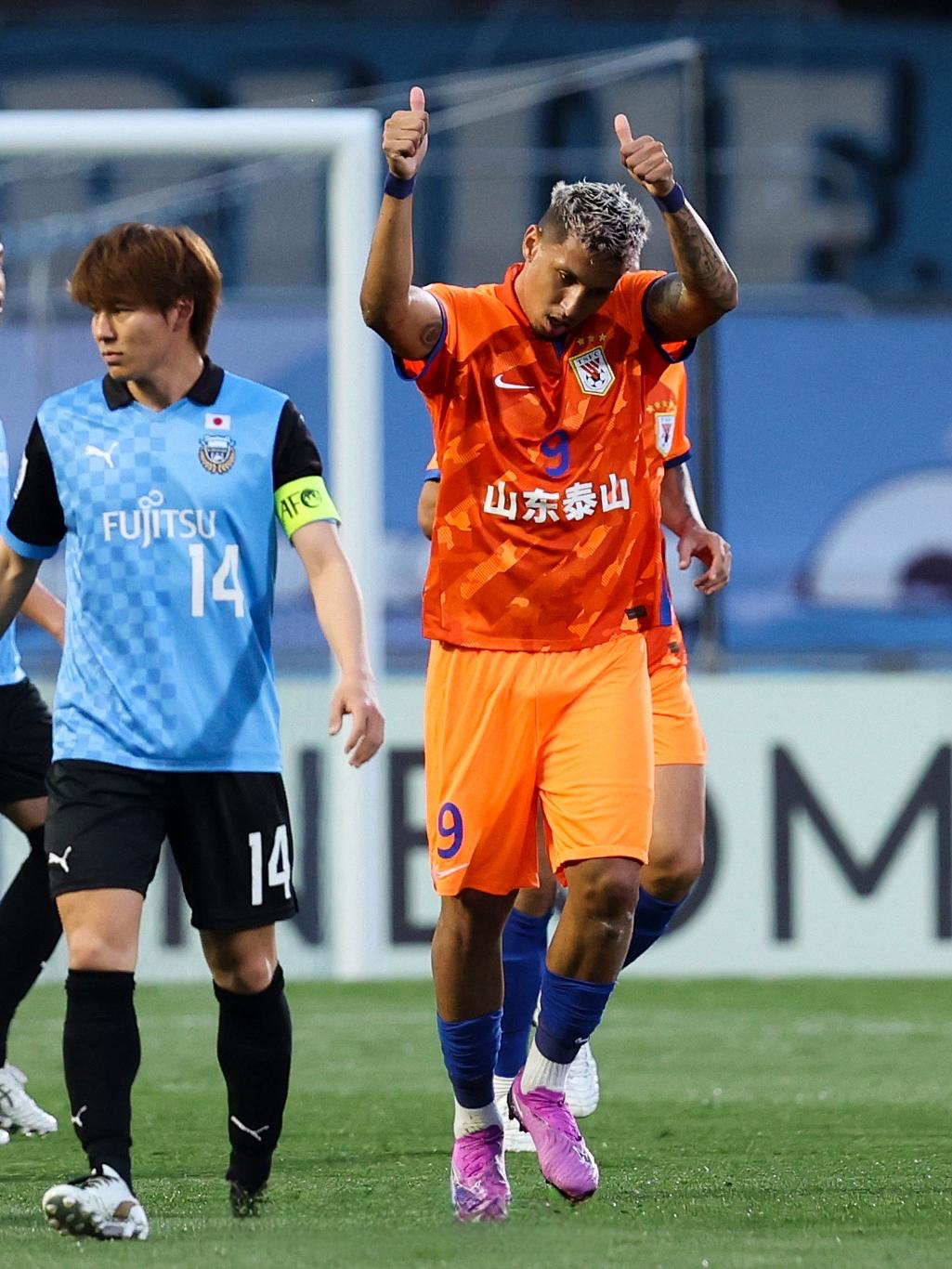 巴拿马城队在比赛中获胜成功 巴拿马城队在比赛中获胜成功