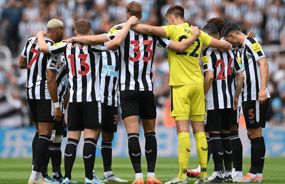 包含纽卡斯尔联主场大胜伯恩茅斯，复仇成功的词条