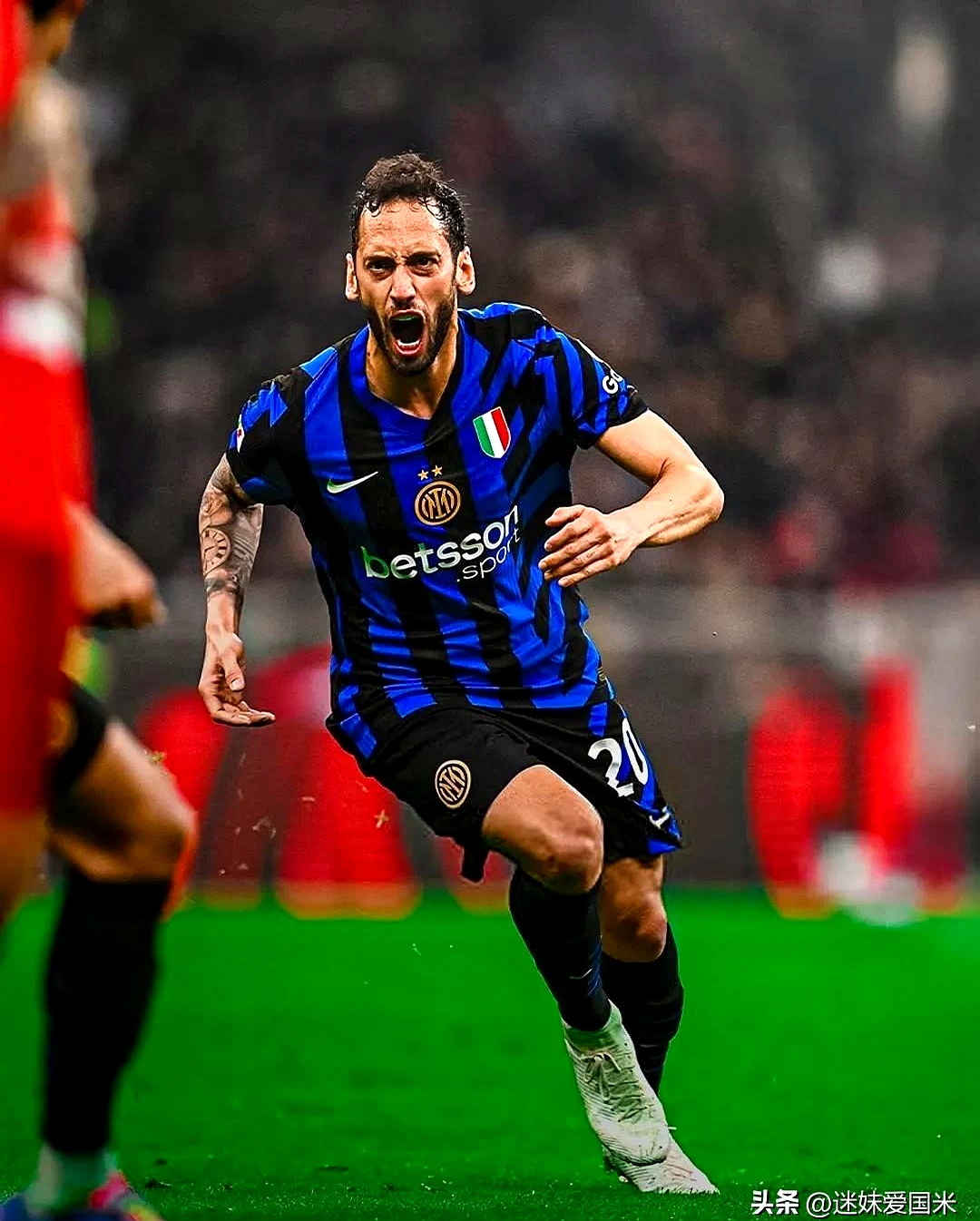 包含AC米兰球员备战下一场比赛，信心满满的词条