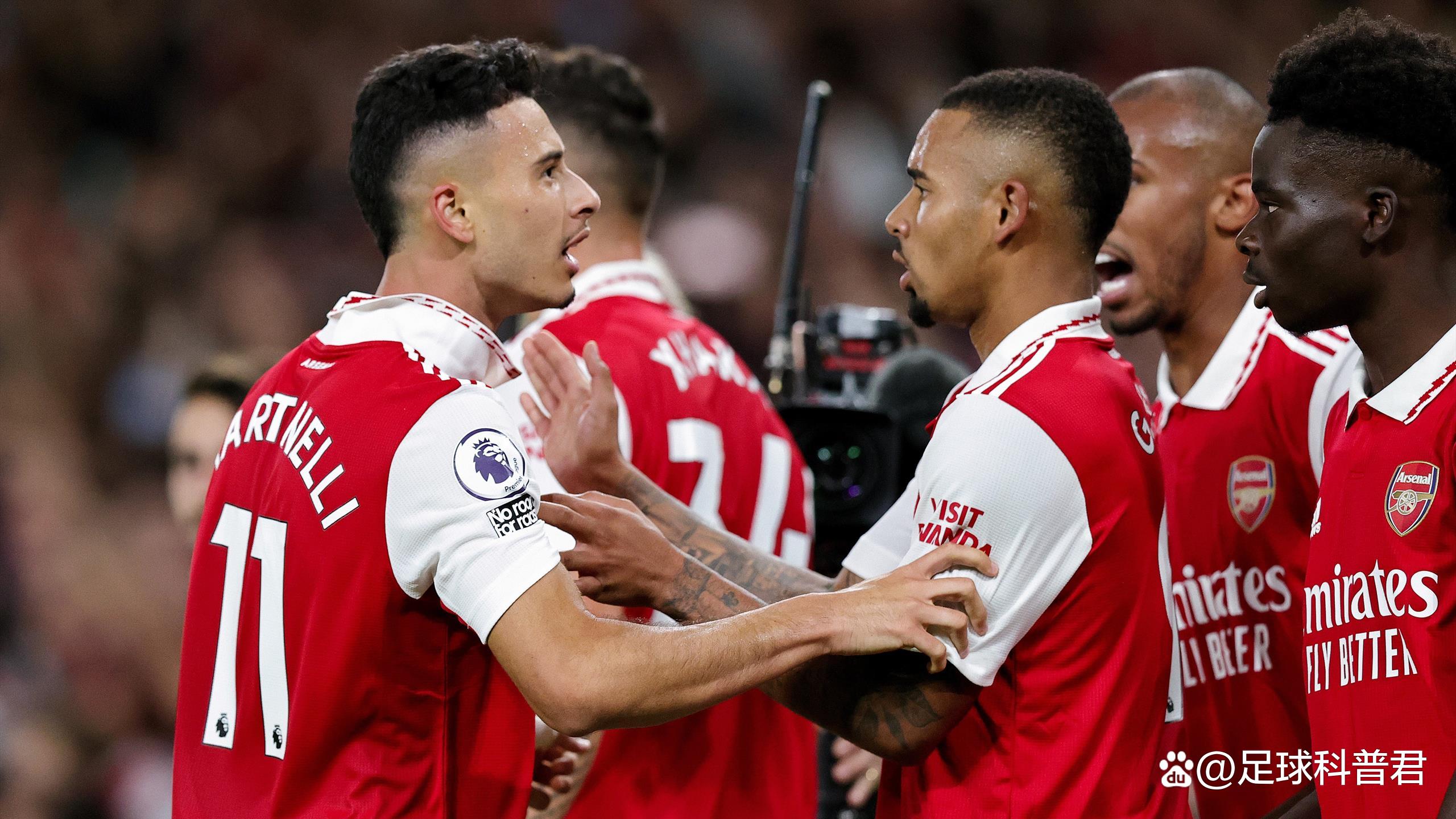 足球赛场冷热交替，变幻莫测令人拭目以待的简单介绍