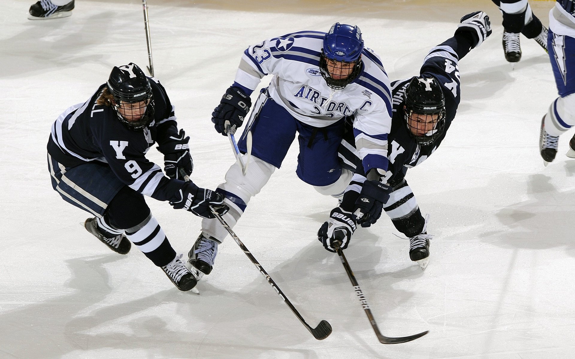 牙买加闪电制霸酋长球场，阿什拉夫如何成为阿森纳的关键先生