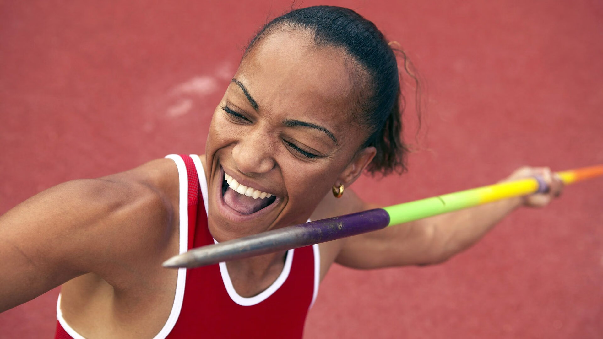 迪亚斯一锤定音，厄瓜多尔战术压制几内亚晋级关键战